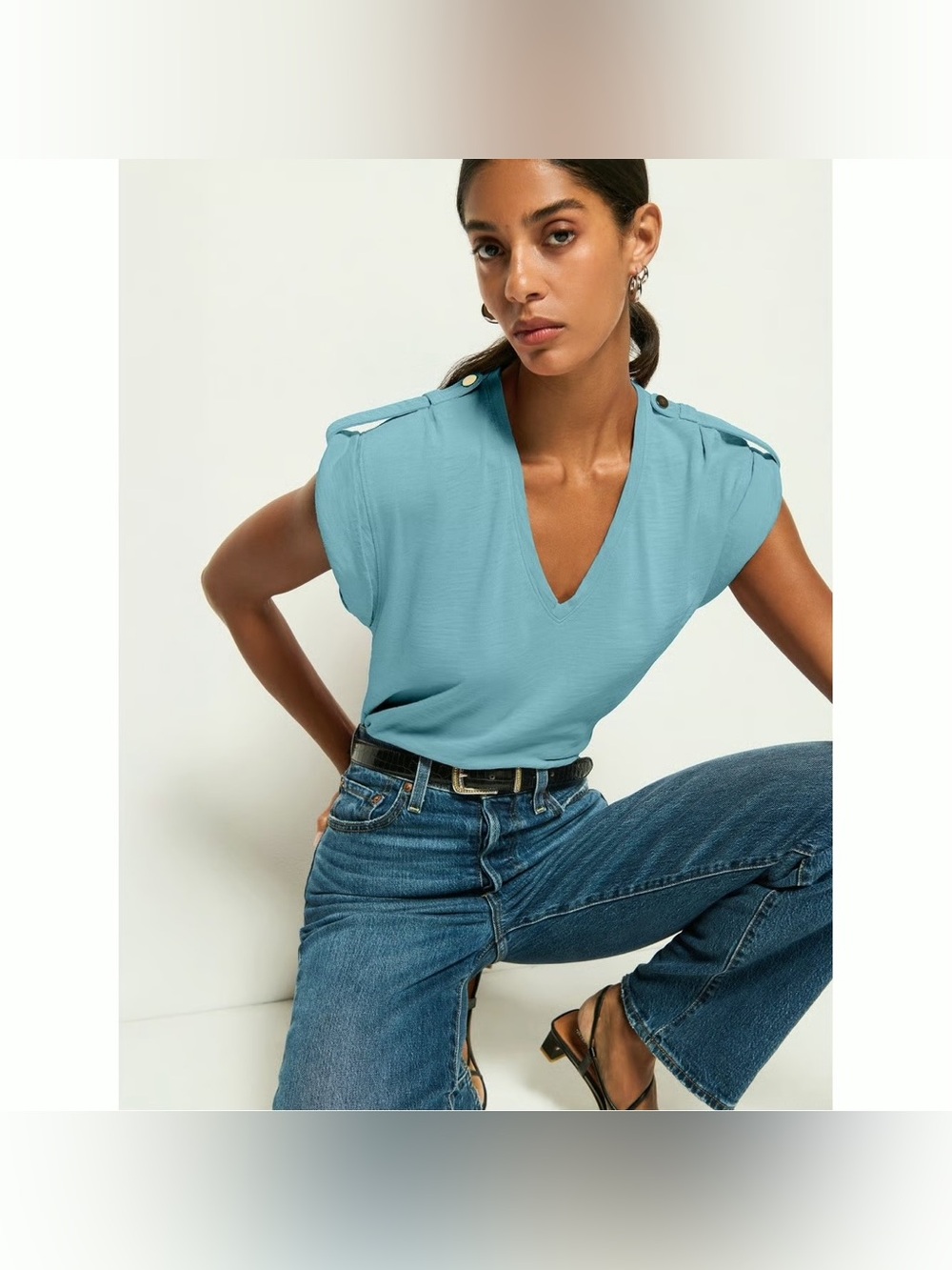 NWT National LTD Cooper V-Neck Top Size M